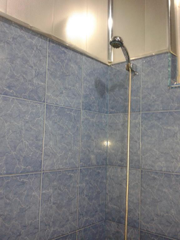 Homestay Izolda باتومي الغرفة الصورة