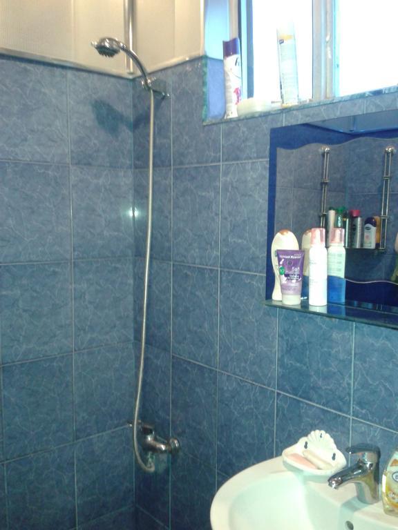 Homestay Izolda باتومي المظهر الخارجي الصورة