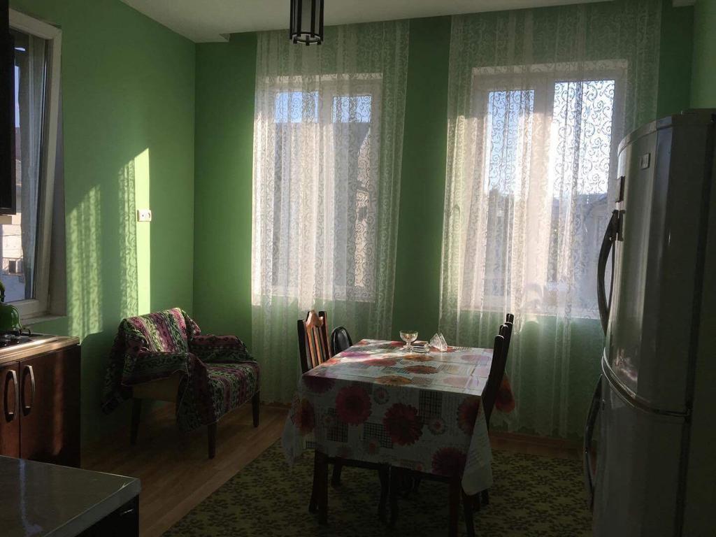 Homestay Izolda باتومي المظهر الخارجي الصورة