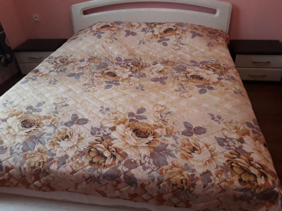 Homestay Izolda باتومي المظهر الخارجي الصورة